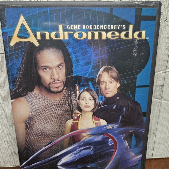 Andromeda DVD Sci-Fi Entertainment 2 Disc Set 2002 - Picture 2 of 3